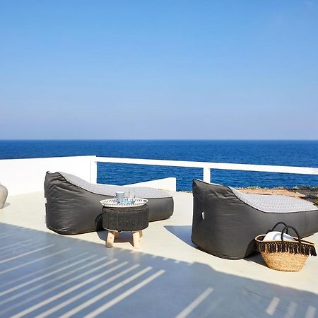 Infinite Blue Luxury Suites Fira  Exterior photo